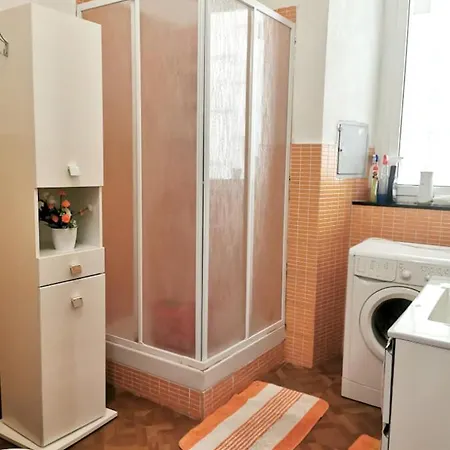 Spacious With Sea View In The Heart Of 85 M² Apartmán *